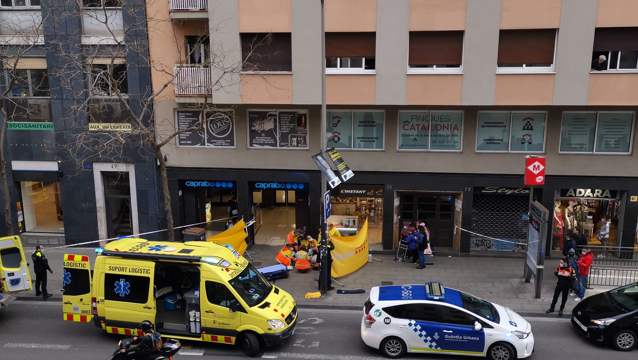 إنقاذ مواطن إسباني مسن أصيب بسكتة قلبية في الشارع ببرشلونة