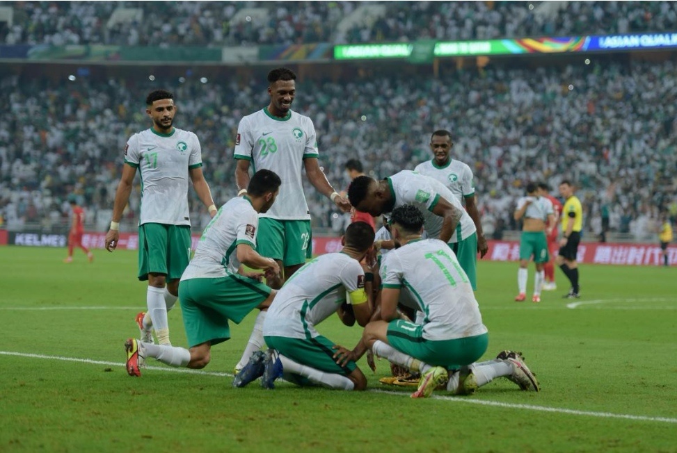 اليابان تنتصر… و«الأخضر السعودي» يتأهل رسمياً إلى كأس العالم 2022 بقطر
