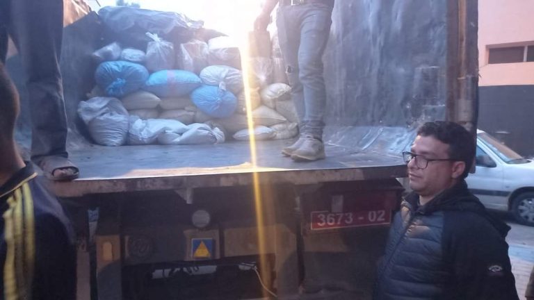 الرباط : حجز ما يناهز 12 طن من المواد الغذائية بحي يعقوب المنصور.