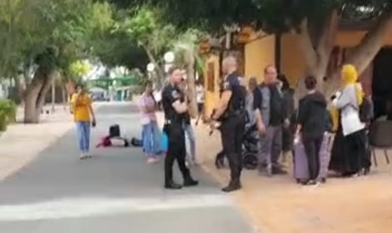 إسبانيا..مأساة أسر مغربية تتعرض لتشرد رفقة أطفال صغار بكربينتي