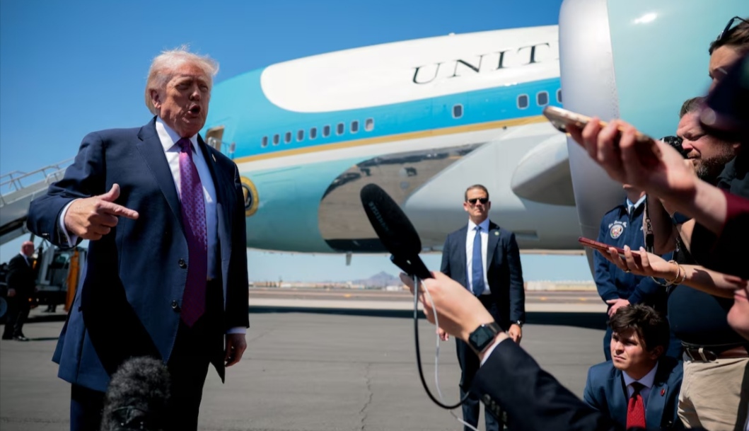 المفاوضات الإيرانية الأمريكية تجري تحت التهديد بالحرب